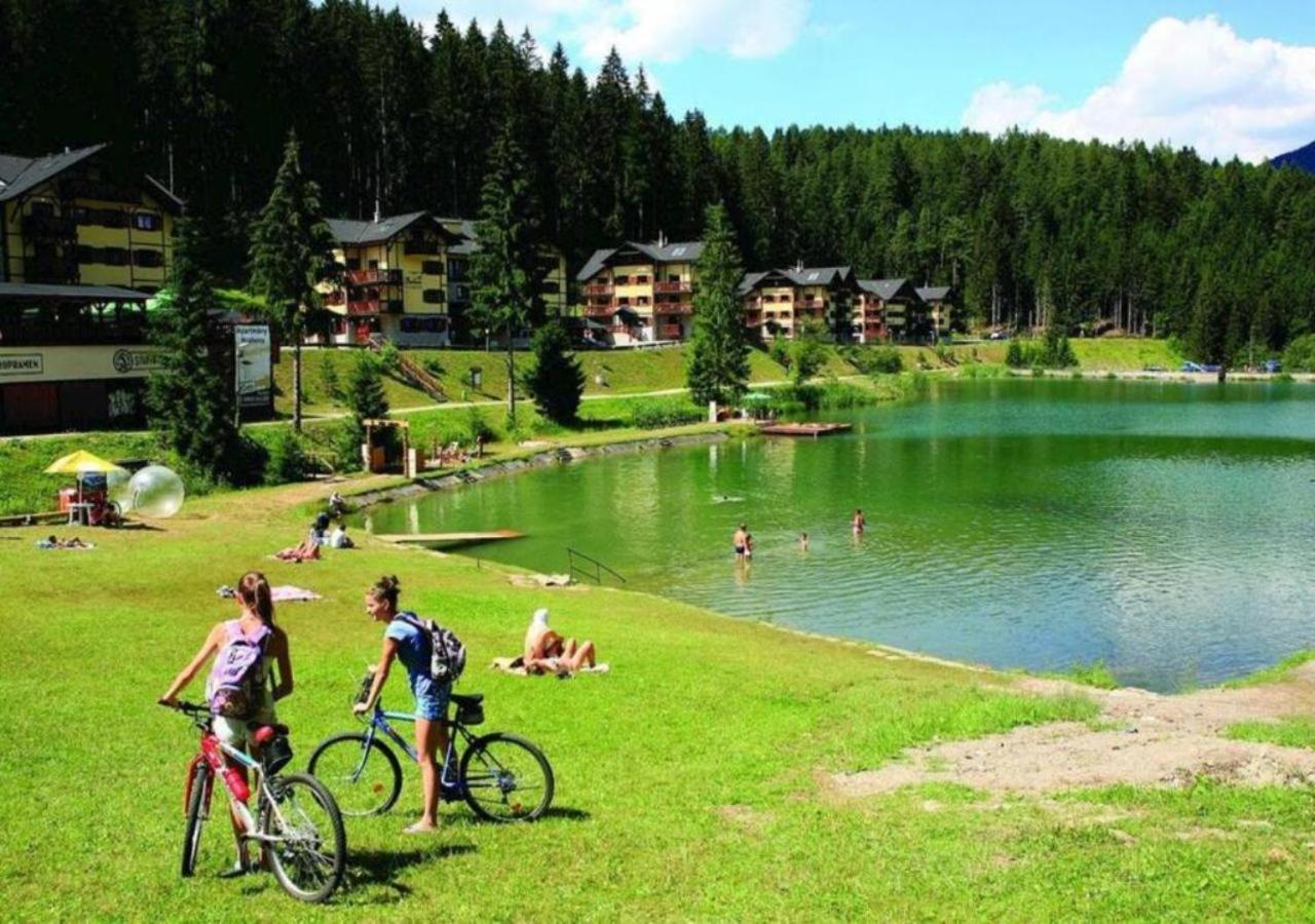 Zazi Apartmany Fatrapark Hrabovo ルジョムベロク エクステリア 写真